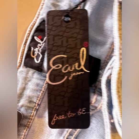 Earl Jean Women's Capri Size 12 Jeans- NWT pockets light blue - Picture 9 of 16